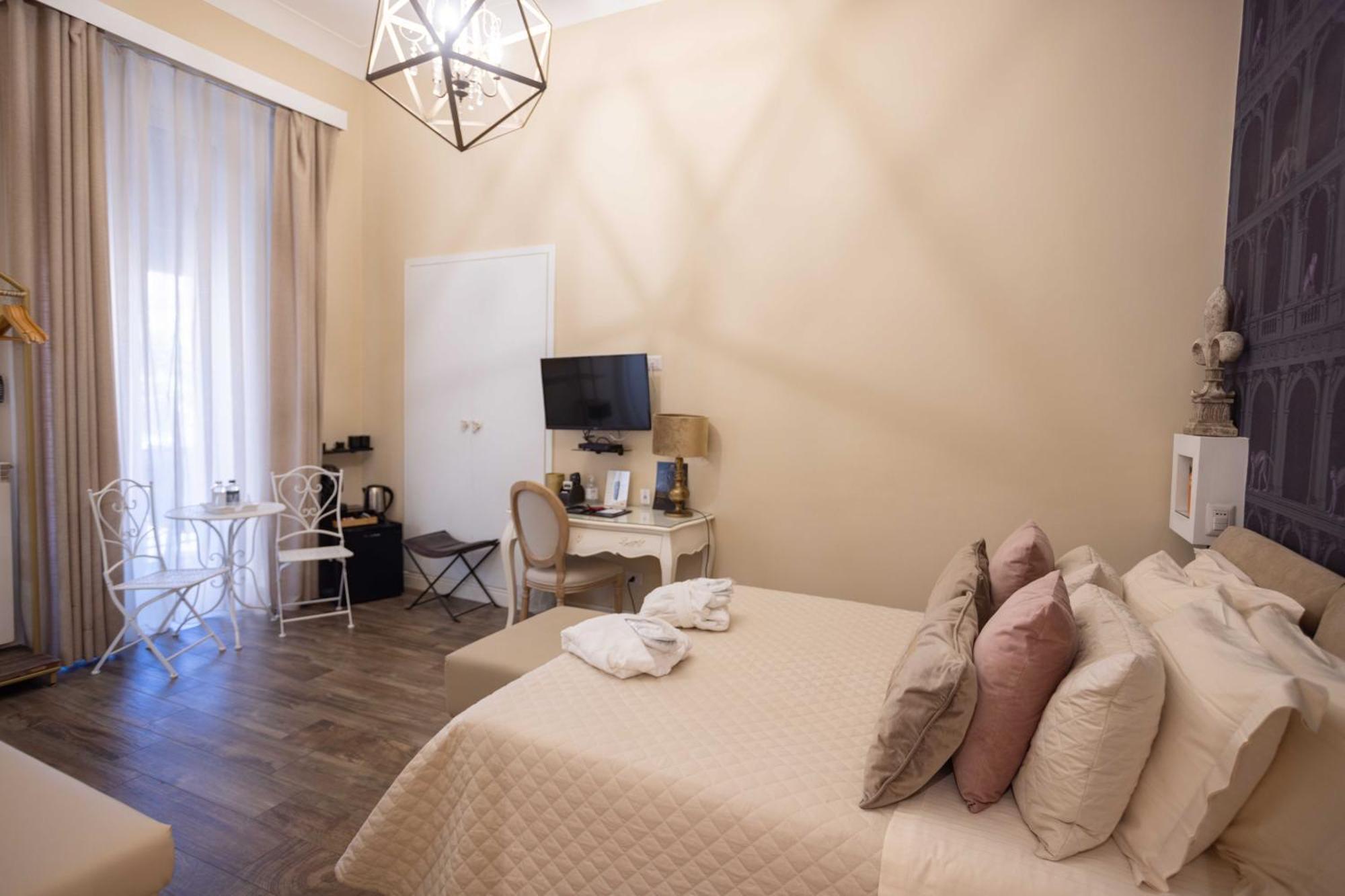 Domus Deorum Deluxe Bed & Breakfast Napoli