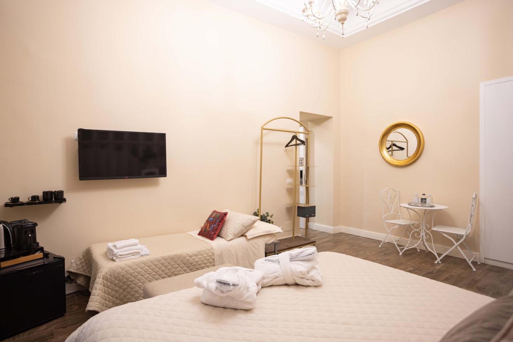 Bed & Breakfast Domus Deorum Deluxe Napoli